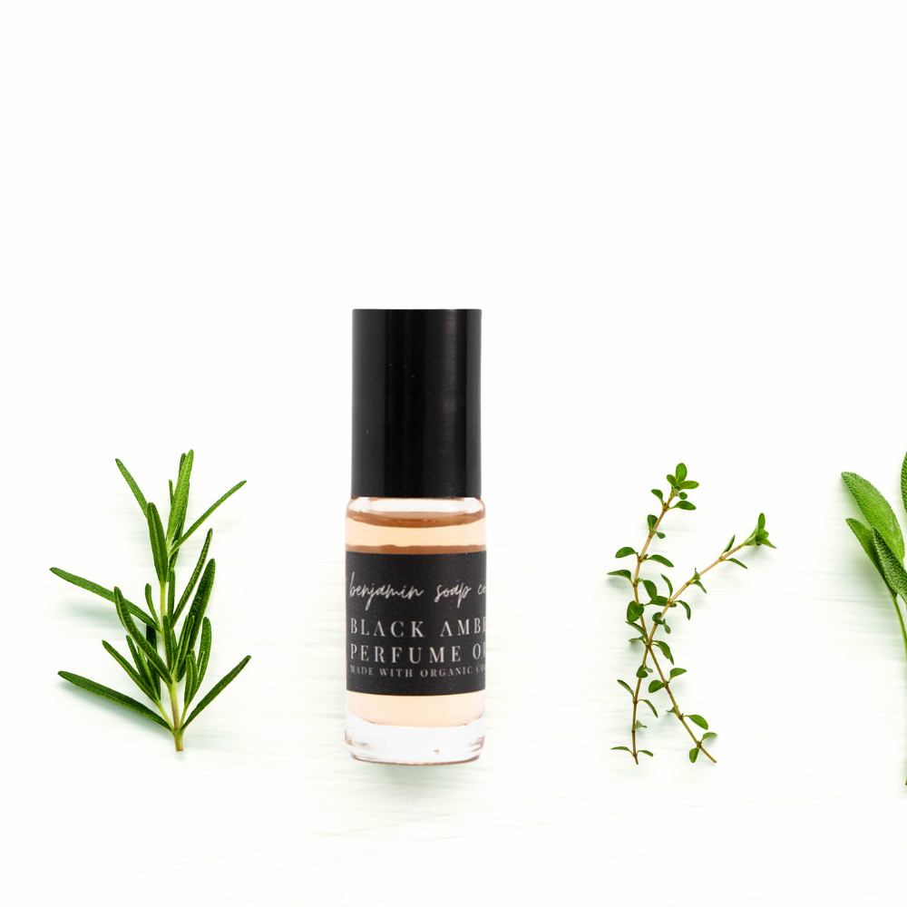 Mini Perfume Oil: White jasmine - 3 Feathers Design and Graphics & 3 Feathers Mercantile