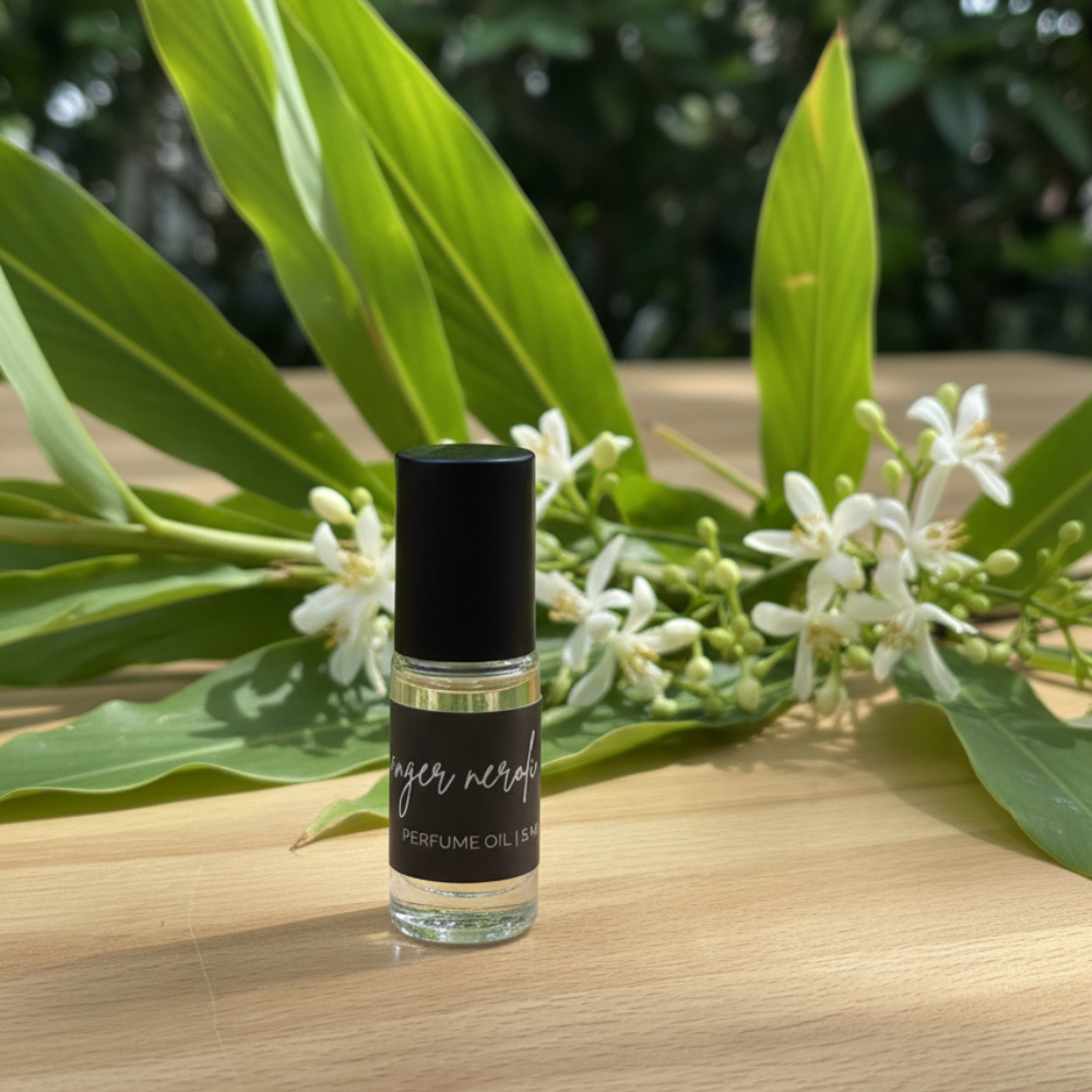 Mini Perfume Oil: White jasmine - 3 Feathers Design and Graphics & 3 Feathers Mercantile
